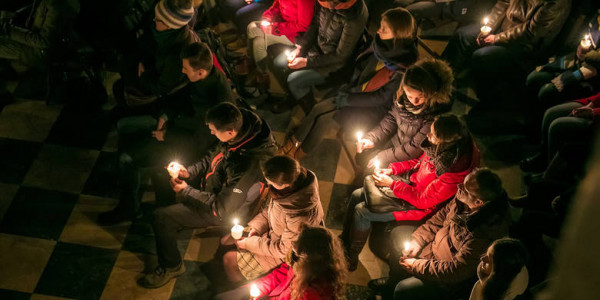 Roraty - jeden z symboli Adwentu, którym nieodłącznym elementem jest lampion adwentowy. Anna Kaczmarz / Dziennik Polski / Polska Press