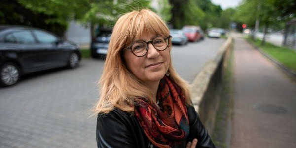 Pisarka Monika Sznajderman (Fot. Jędrzej Nowicki / Agencja Gazeta)