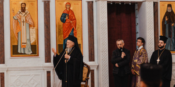 Patriarcha Barłomiej I w cerkwi Mądrości Bożej w Warszawie (28 marca 2022)