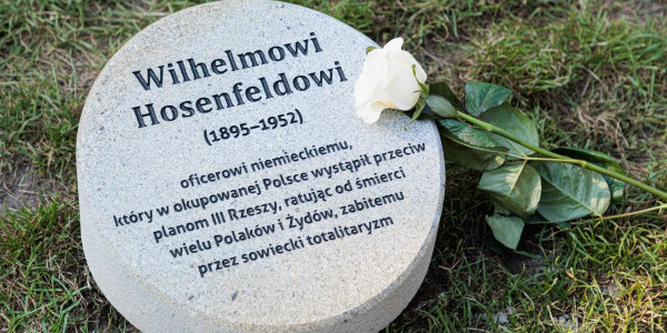 Upamiętnienie Wilhelma Hosenfelda