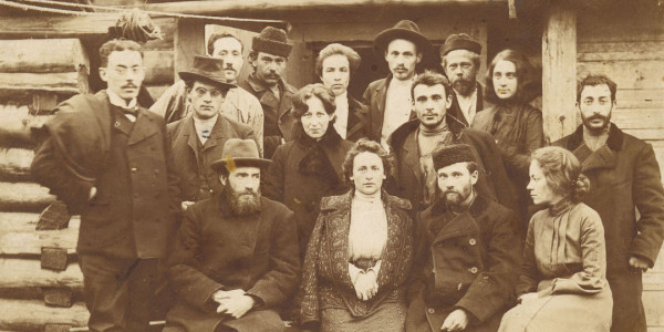 Political exiles in Siberia, 1904, from the Jewish Labor and Political Archives. (YIVO)