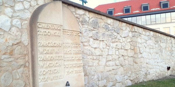 Cmentarz w Kazimierzu Dolnym