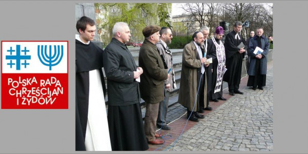 Coroczne spotkanie modlitewne Szlakiem pomników Getta Warszawskiego w rocznicę wybuchu powstania w getcie warszawskim